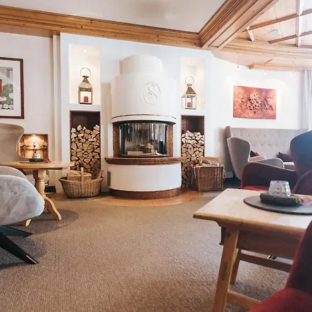 Superior Schneider Ski-in & Ski-out オーバータウエルン