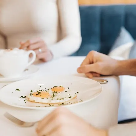 Superior Schneider Ski-in & Ski-out ホテル オーバータウエルン