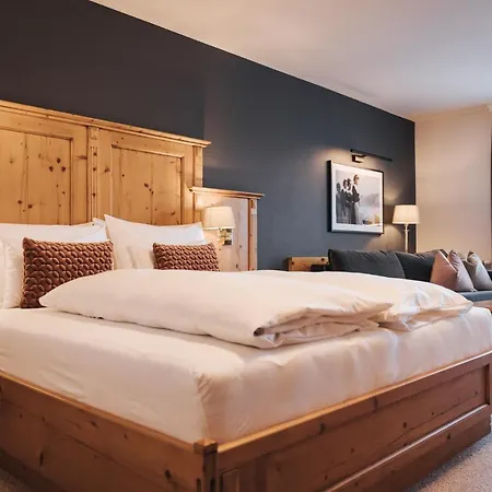 Superior Schneider Ski-in & Ski-out 4*