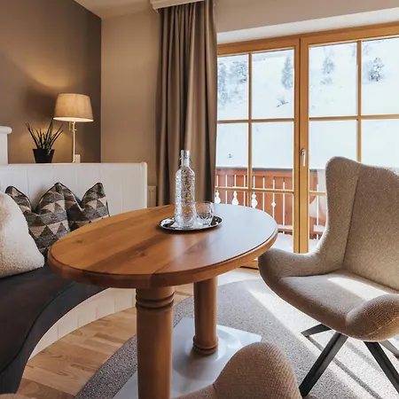 Superior Schneider Ski-in & Ski-out Отель 4*
